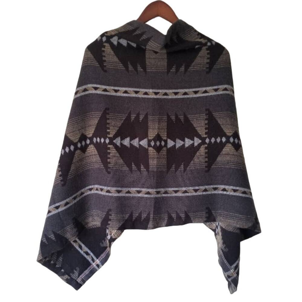 Aztec Print Button Front Boho Shark Bite Poncho W… - image 5